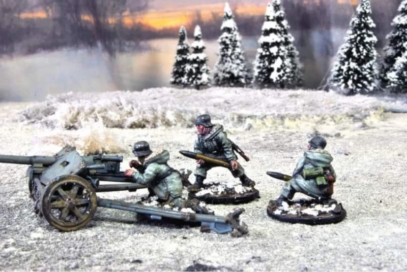 Kharkov Pak40 & Crew